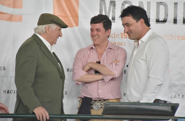 SUPERÓ EL MILLÓN DE PESOS EL PROMEDIO DE LOS TOROS BRAFORD REMATADOS EN BUENA ESPERANZA POR LA FIRMA MONDINO