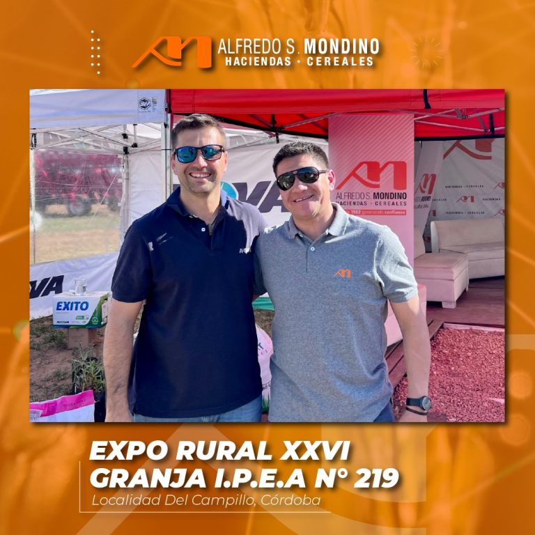 Presentes en la EXPO XXVI