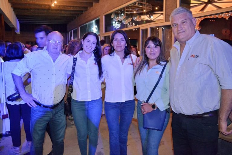 Festejamos Juntos un 2023 de éxitos y amistad