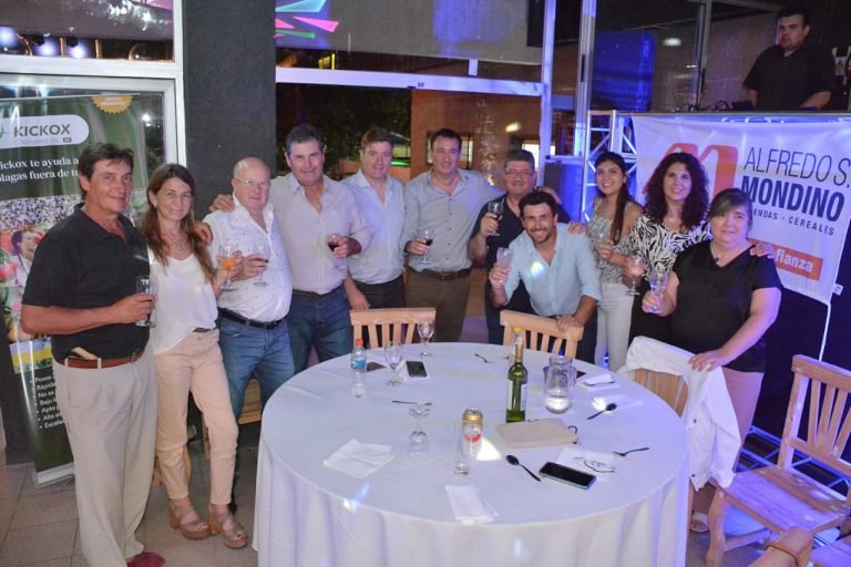 Festejamos Juntos un 2023 de éxitos y amistad