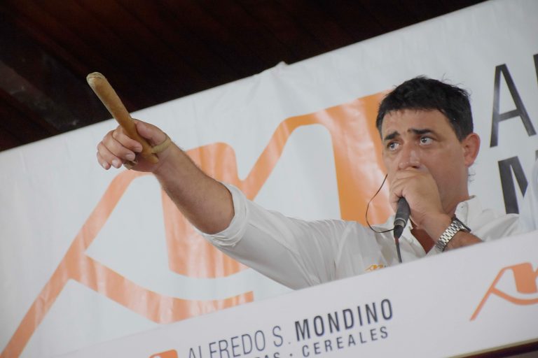 CON VALORES SOSTENIDOS PARA TODAS LAS CATEGORÍAS, MONDINO REMATÓ 8 MIL CABEZAS EN VILLA VALERIA